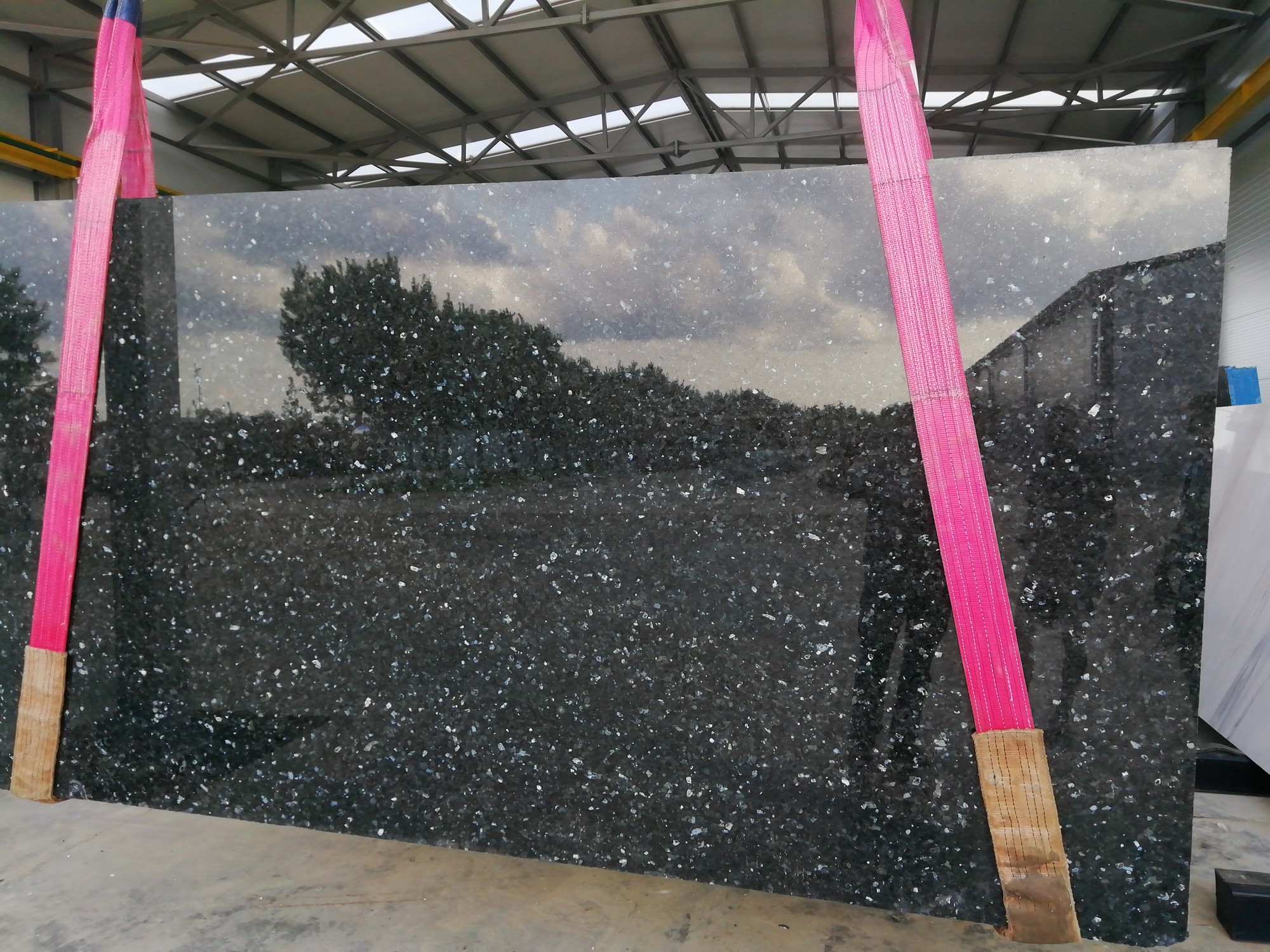  Emerald Pearl 20 mm Гранит, Черный